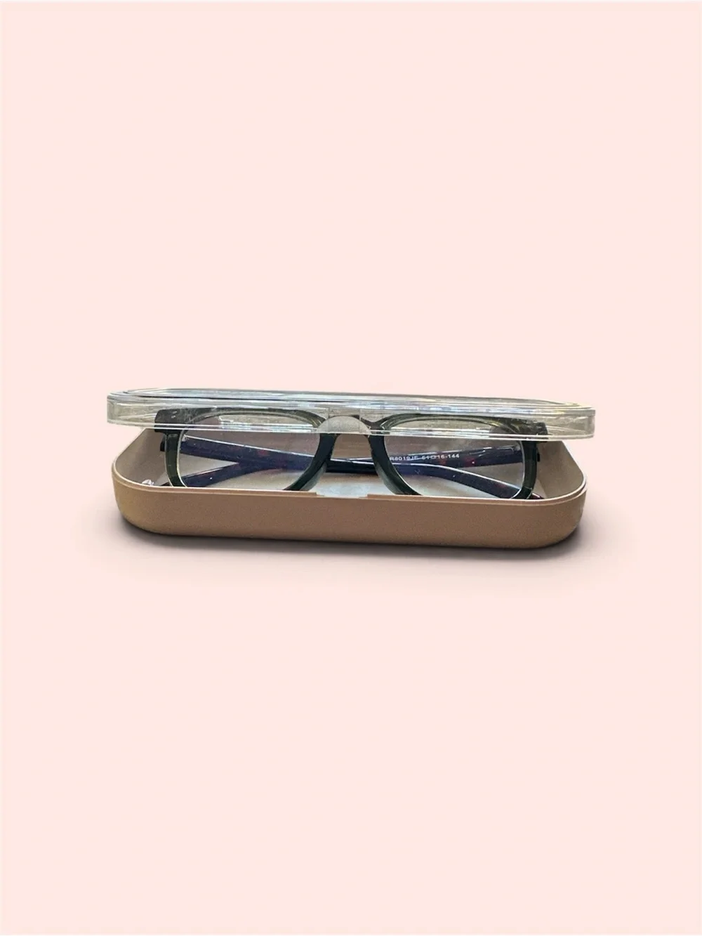 Hello Kitty Clear Glasses Case